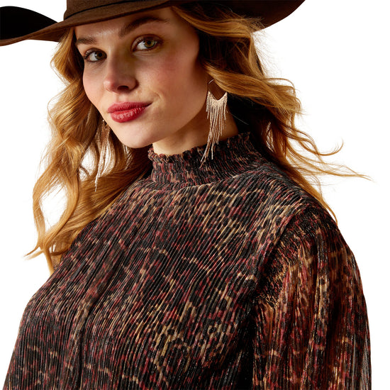 LADIES ARIAT PLUME PLEATED L/S TOP- LEOPARD MESH