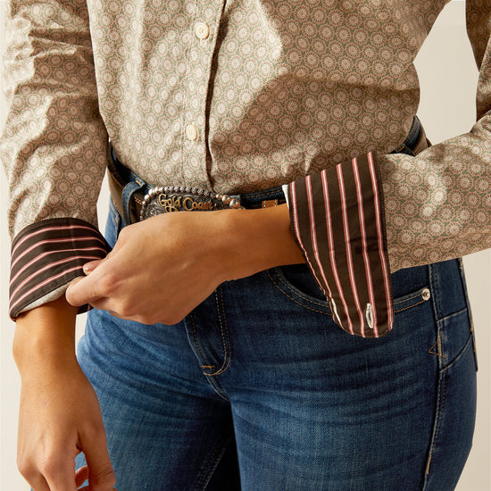 LADIES ARIAT WRINKLE RESISTANT KIRBY STRETCH L/S SHIRT- CAIDAN SEA SPRAY