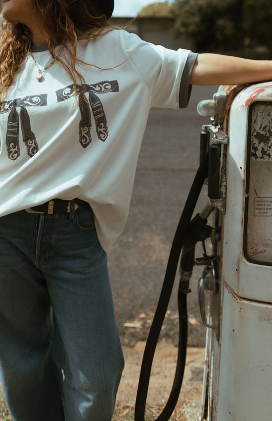 LADIES FAR MER WESTERN BOW TEE