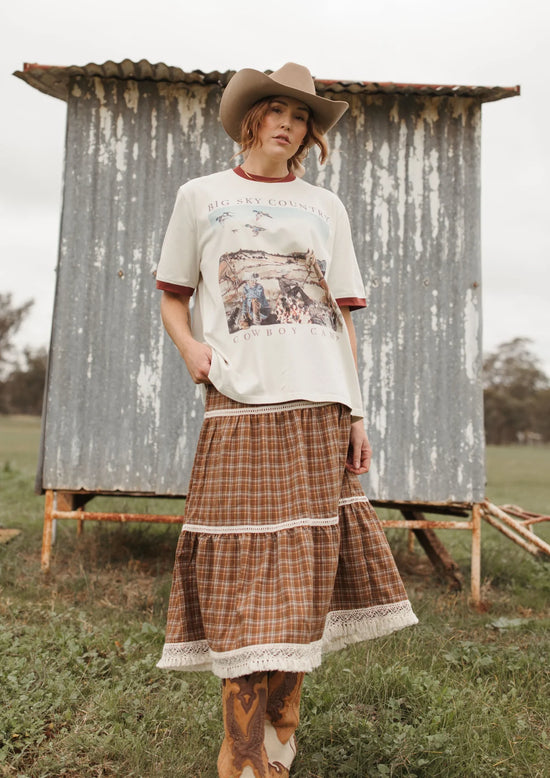 LADIES FAR MER COWBOY CAMP CREW TEE