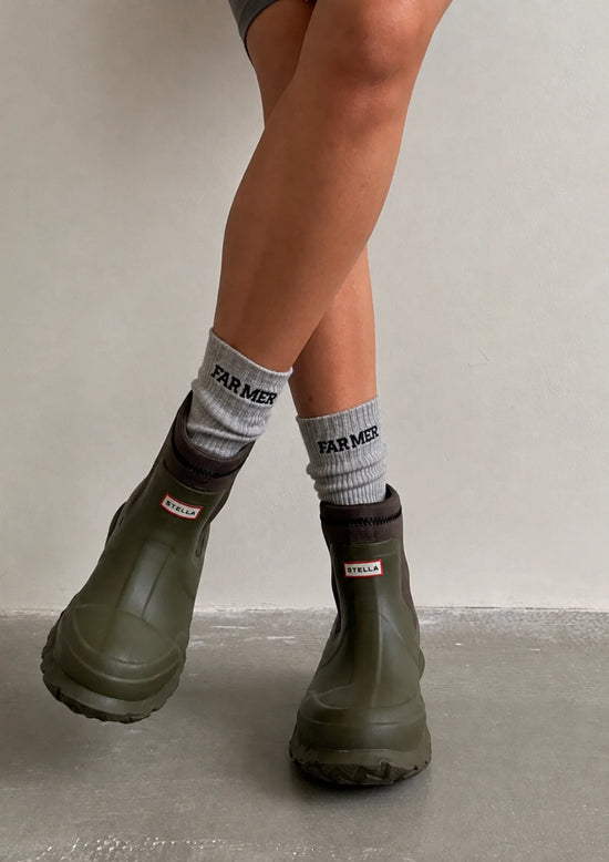 FAR MER GREY GELDING SOCKS