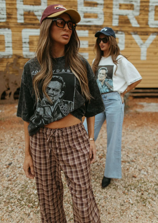 LADIES FAR MER MAN IN BLACK BOX TEE